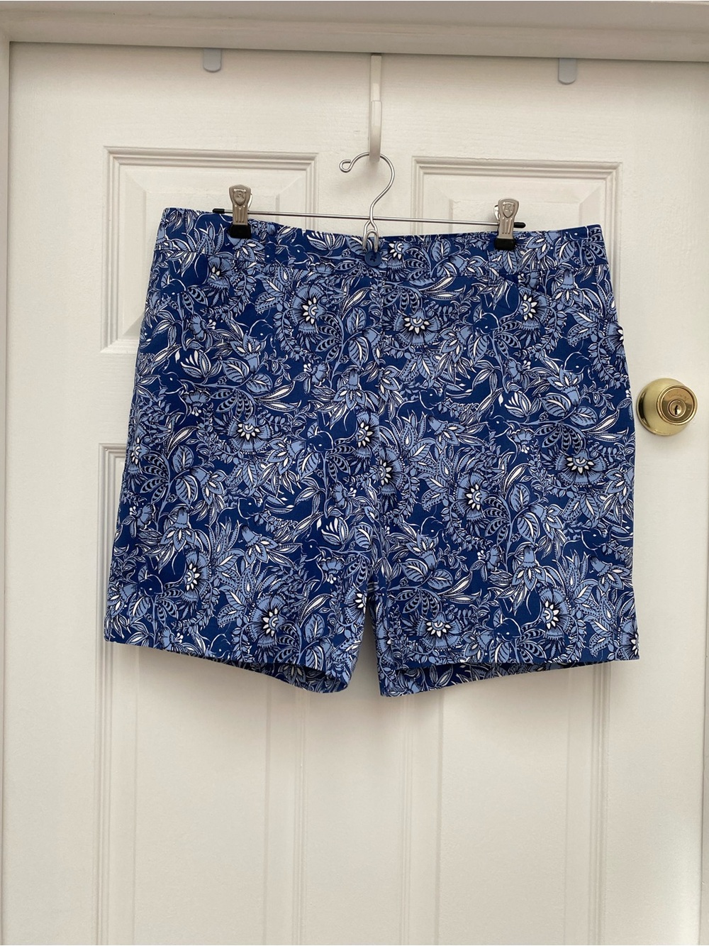 Talbots Blue & White Floral Print Cotton/Spandex Shorts - 14